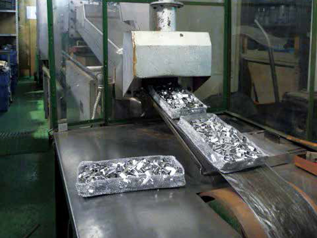Conveyor belt furnaces